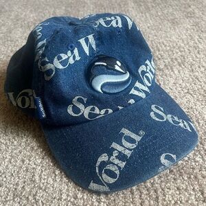 VTG 00’s / Y2K Seaworld Denim Blue Cap